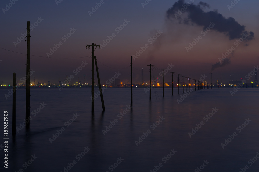 Obraz premium 夕暮れの江川海岸