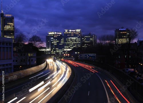 Skyline Stadt Essen bei Nacht 6