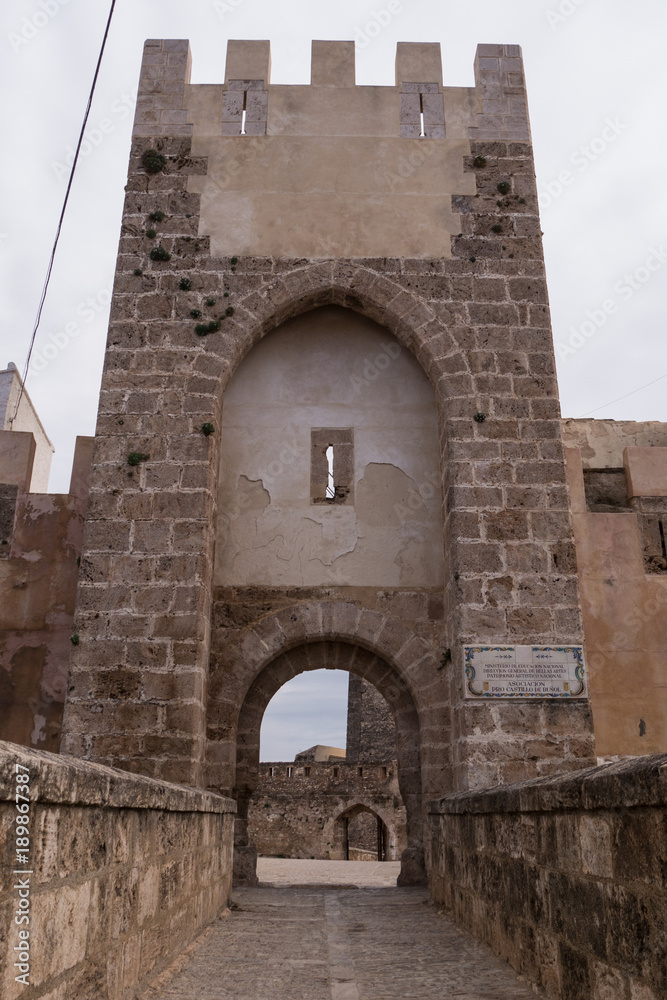 Fototapeta premium Castillo de Buñol - Katalonien - Eingang 
