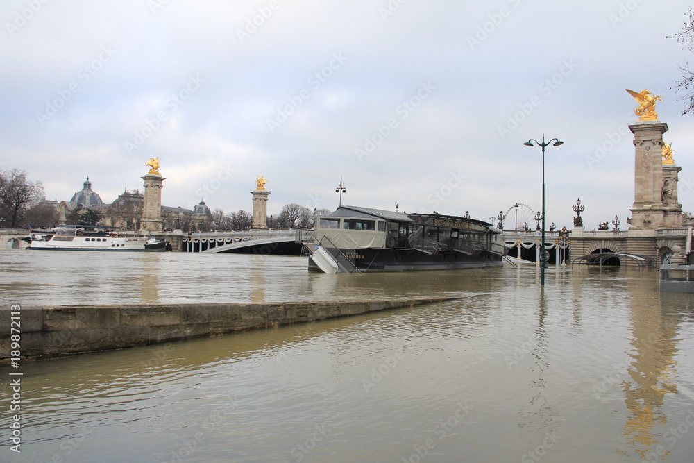 Crue de la Seine