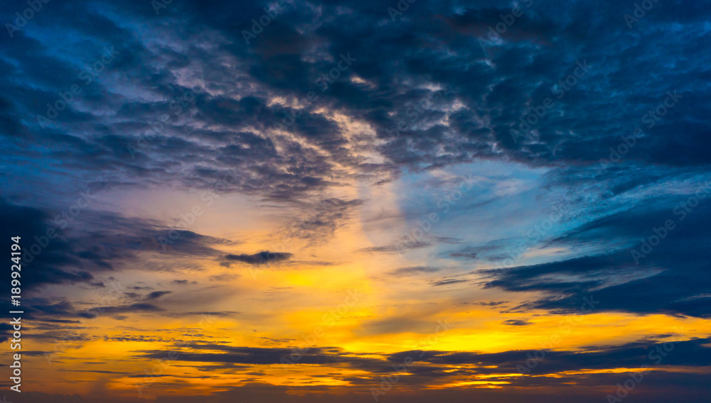 Obraz premium twilight colorful sky