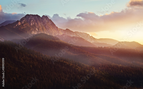 Fototapeta Naklejka Na Ścianę i Meble -  beautiful view of the giewont peak in the Polish Tatra Mountains