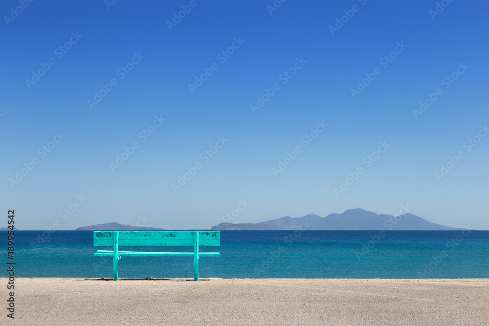 Griechenland Bank türkis am Meer Griechenland Bank türkis am Meer