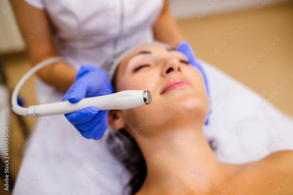 application of hardware cosmetology. application of hardware cosmetology.