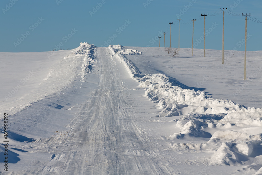  winter road.