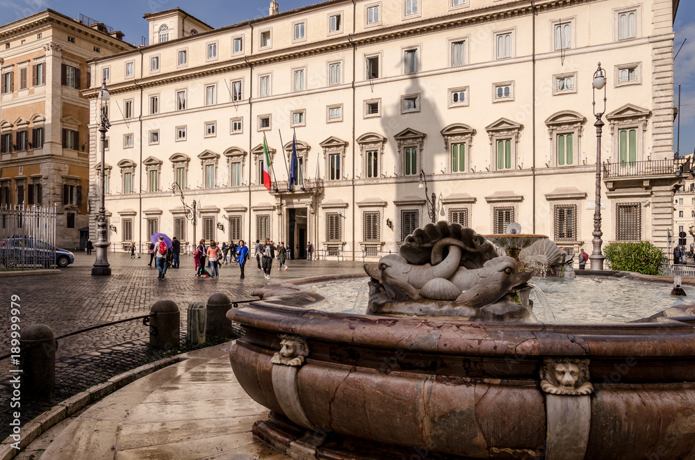 Φωτογραφία Chigi Palace's Square in Rome, view of Chigi Palace, Italian Government Seat