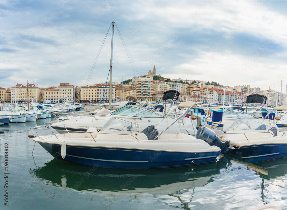 Φωτογραφία boats in the seaport of Marseille, France