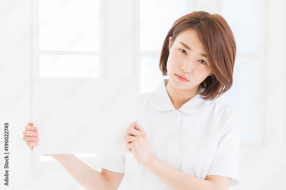 ナース　ホワイトボード　考える