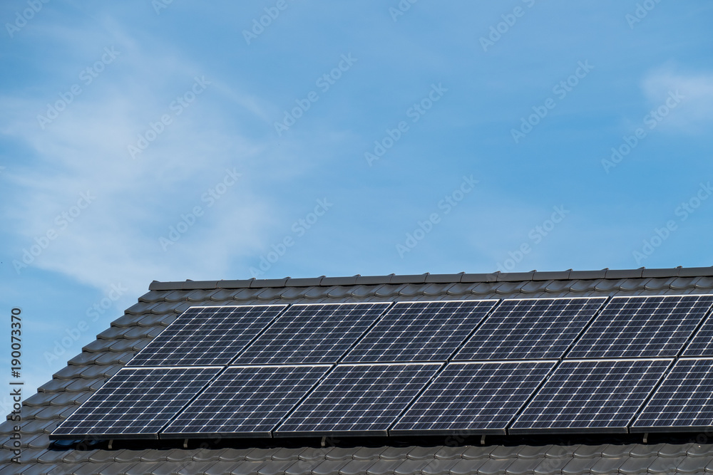Solaranlage auf Neubau Solaranlage auf Neubau