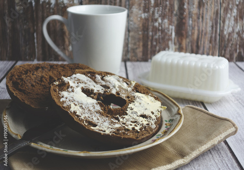 Canvas Print Pumpernickel Bagel