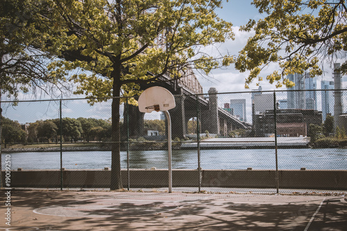 Basketballkorb auf Roosevelt Island