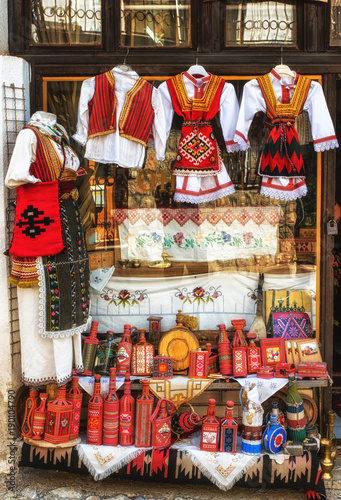 Macedonian traditional clothing photo