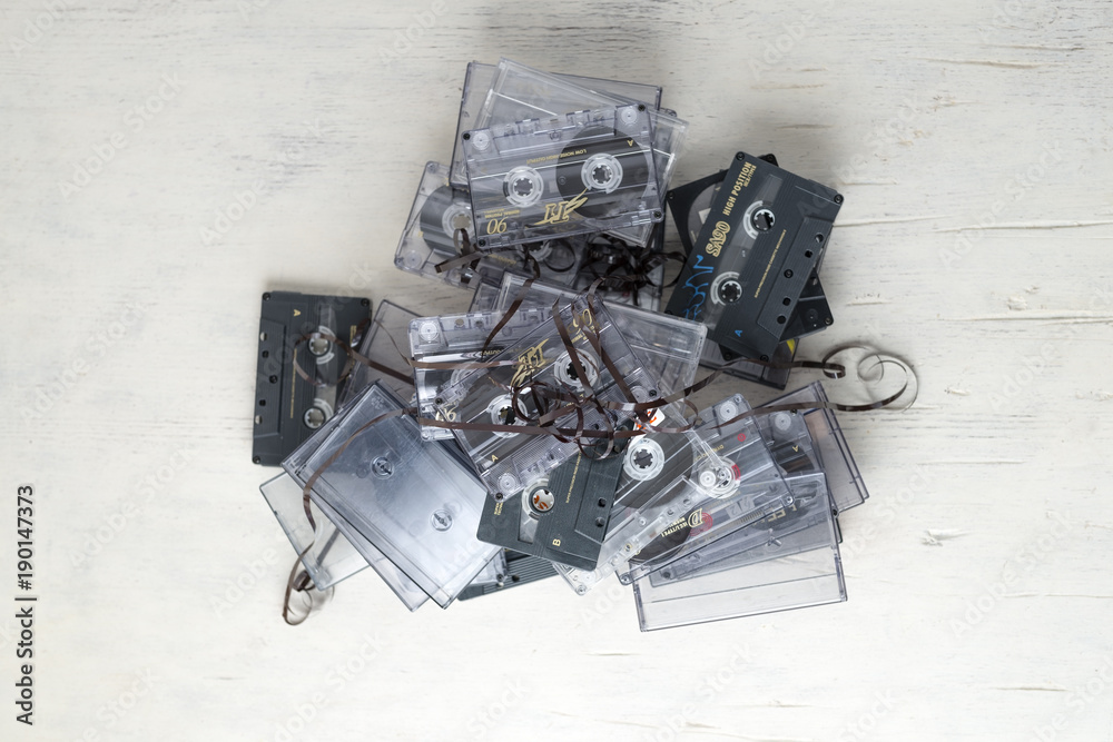 Tapes Tapes