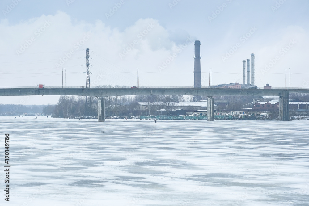 Obraz premium Frozzen Volga in Kostroma, Russia