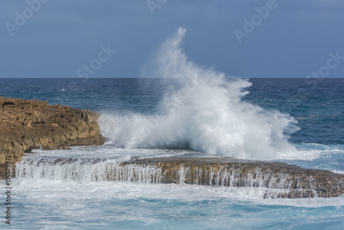 Panorama of the sea which smashes against rocks   © Pascale Gueret