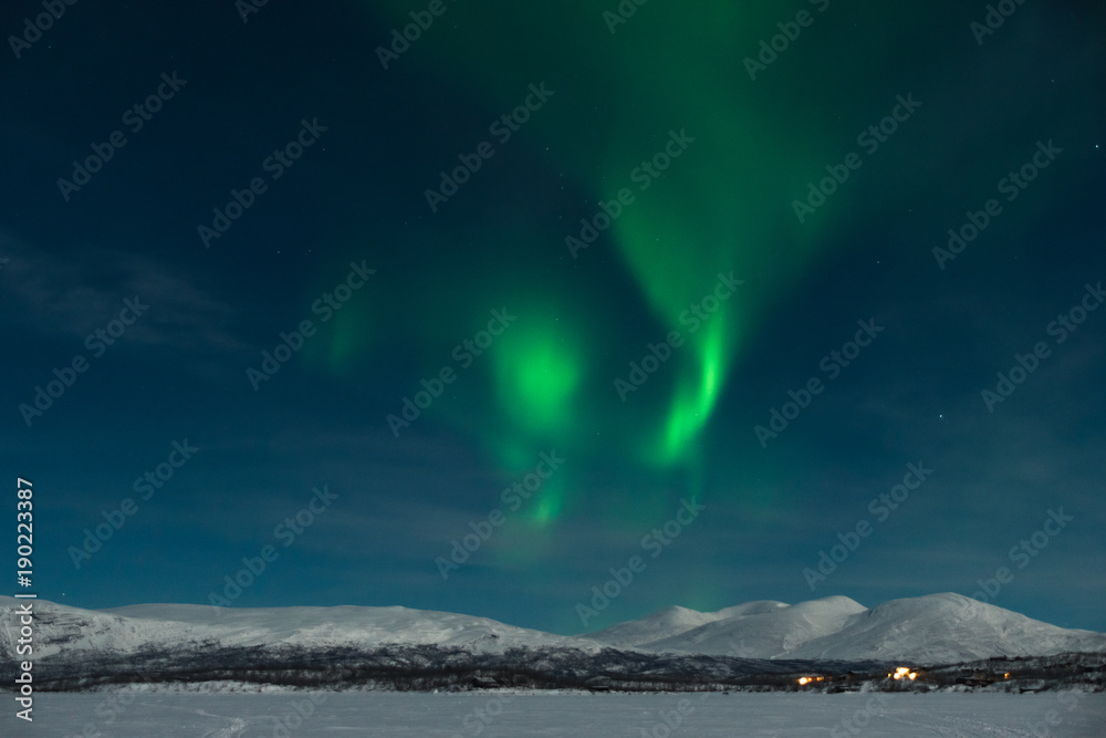Fototapeta premium Northern lights in swedish lapland - Abisko , Sweden 