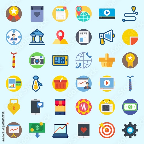 Icons set about Digital Marketing with megaphone, museum, presentation, shopping basket, smartphone and photo camera