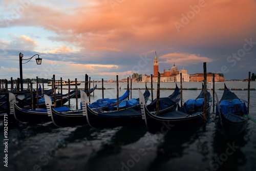 Gondola and San Giorgio Maggiore island sunrise © rabbit75_fot