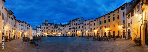 Piazza dell Anfiteatro night panorama photo