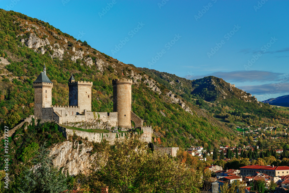 Obraz premium View to old medieval castle and beautiful autumnal valley, sunset, Foix