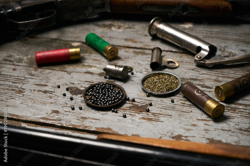 Shotgun, hunting cartridges with gunpowder