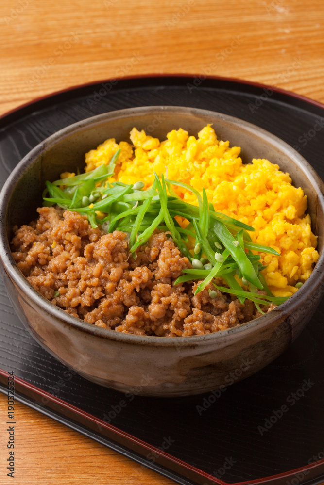 三色丼 三色丼