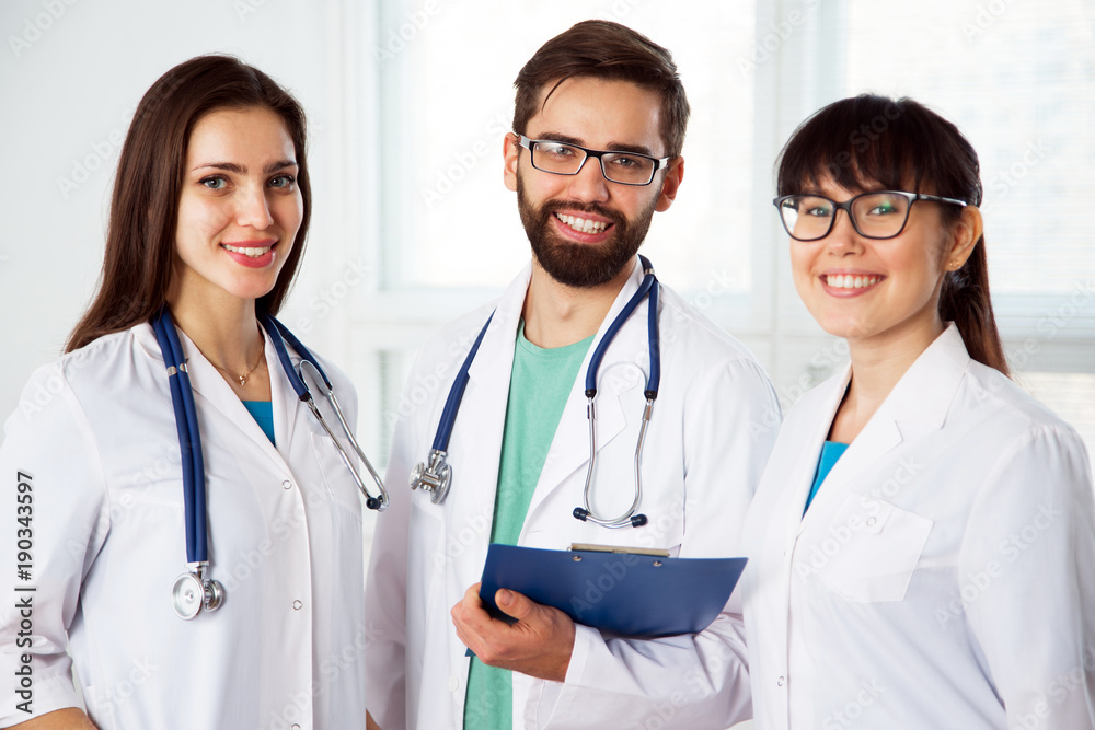 Fototapeta premium Group of doctors in the clinic