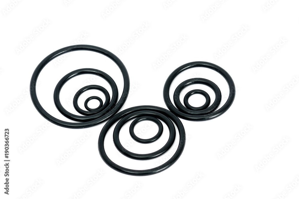 Black rubber rings in three groups