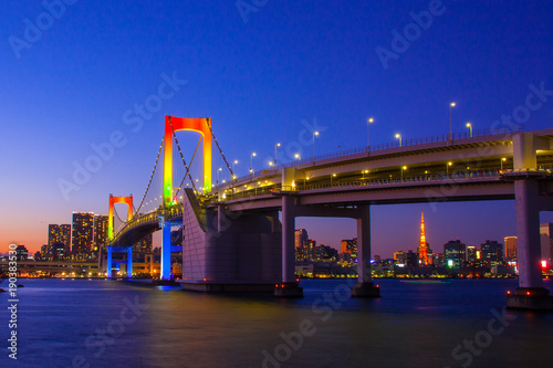 Fototapeta Naklejka Na Ścianę i Meble -  Rainbow Bridge in Tokyo Japan