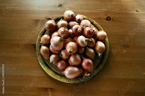 RED ONIONS 