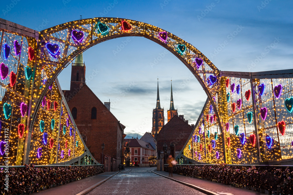 Tumski bridge with cathedral