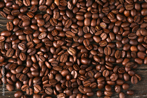 coffee beans sprinkle on the table