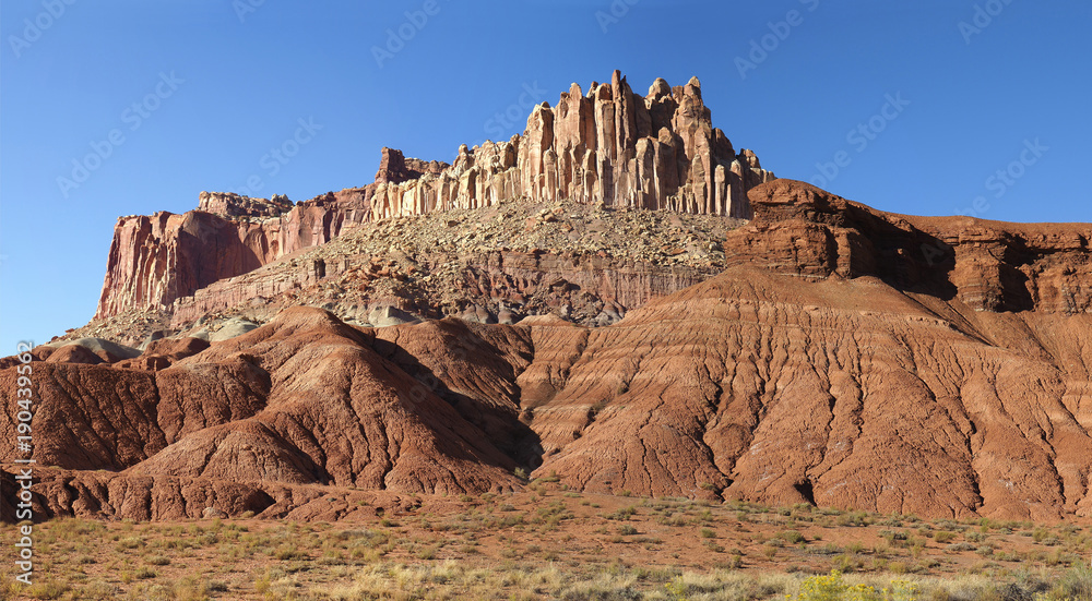Fototapeta premium Panorama of the Highly Eroded Sandstone Formations of Capital Reef National Park