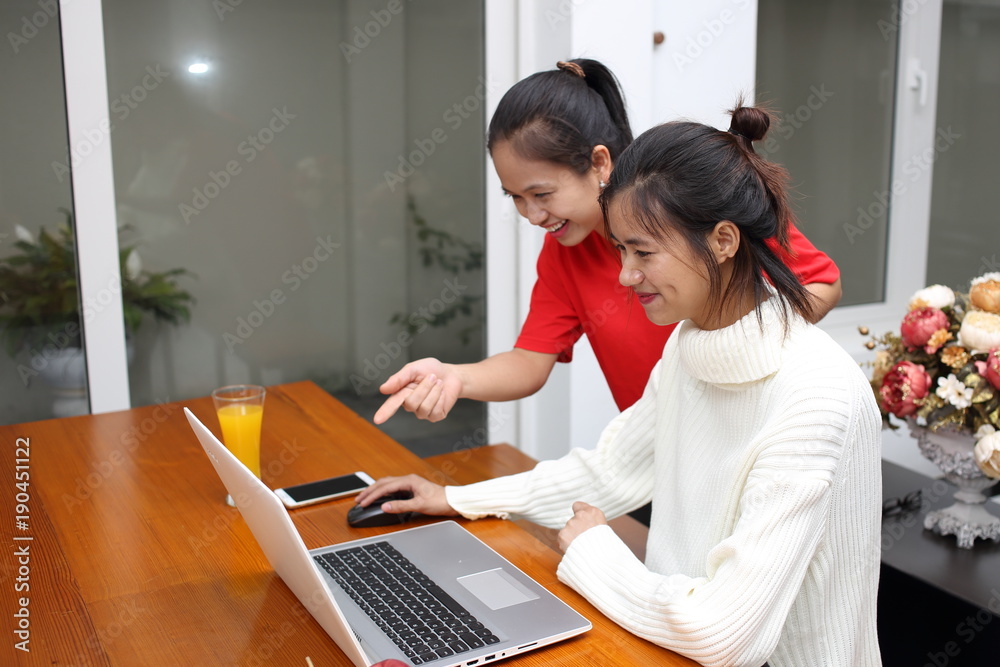 The women using computer