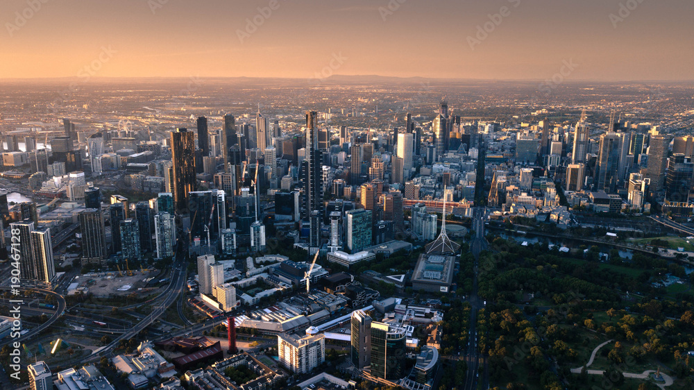 Fototapeta premium Sunset in Melbourne City with Mavic Pro