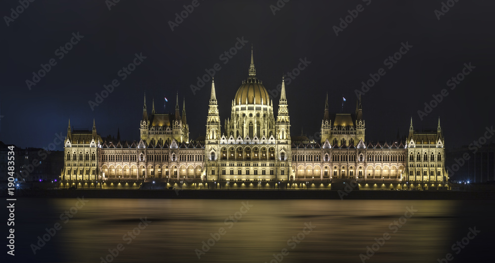 Fototapeta premium Panorama of Hungarian Parlшament шт Игвфзуіе