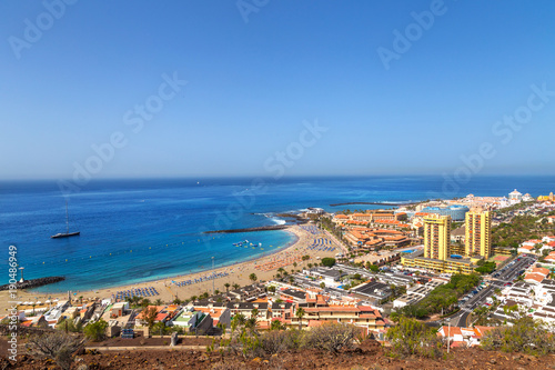 Cuadro en lienzo View of the beach and lagoon of Los Cristianos resort on Tenerife, Canary Island