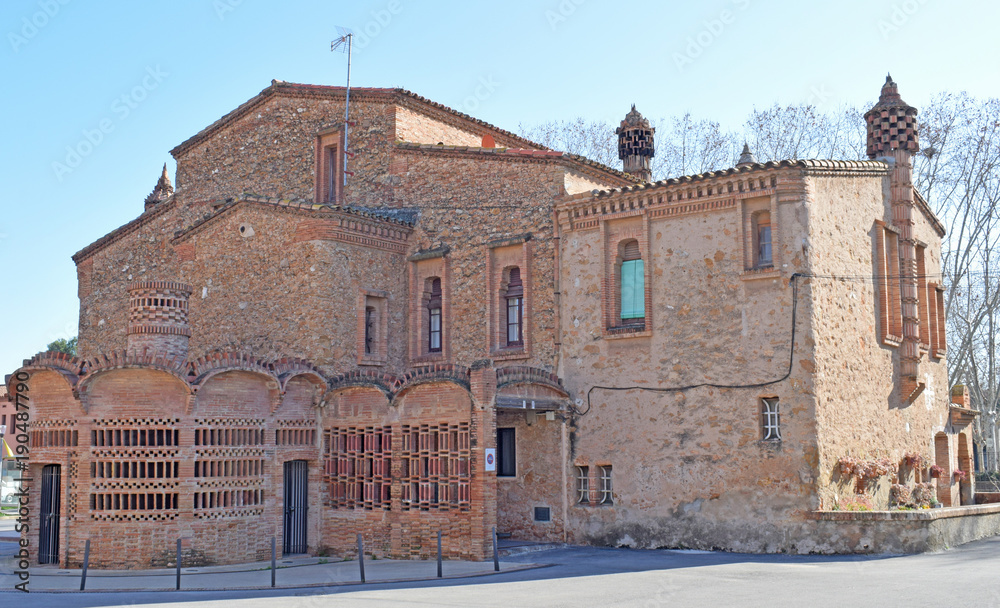 Colonia Güell, edificio Ca L’Espinal provincia de Barcelona