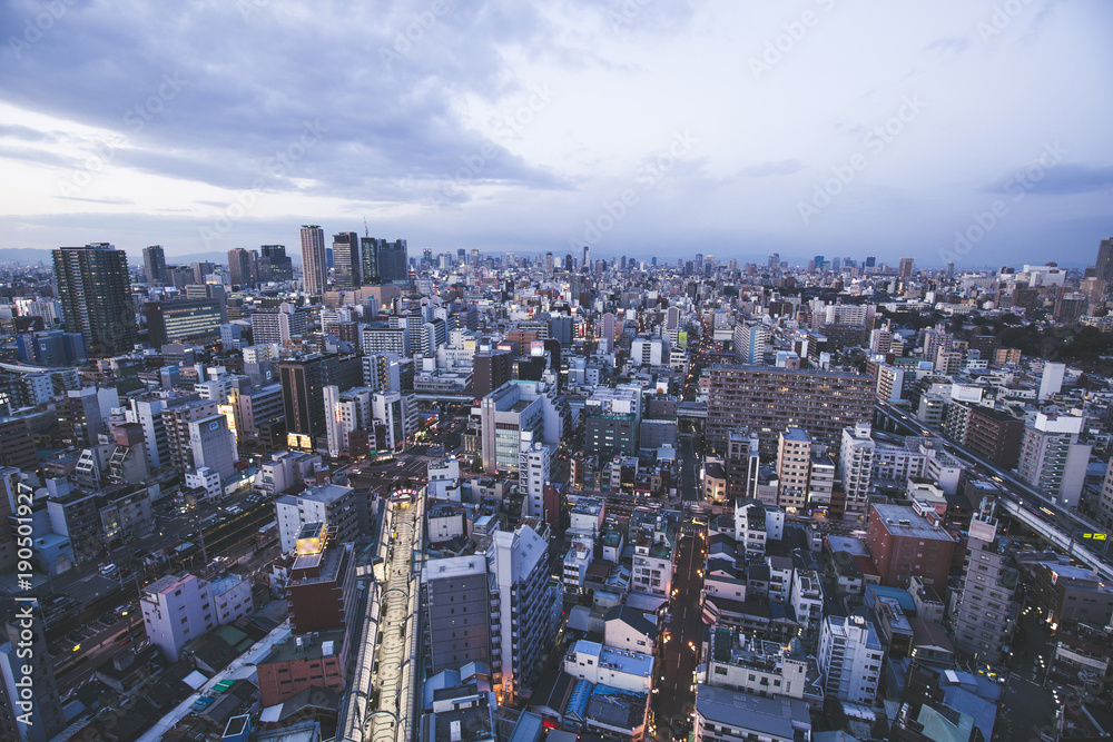 日本 都市風景 大阪 夕暮れ