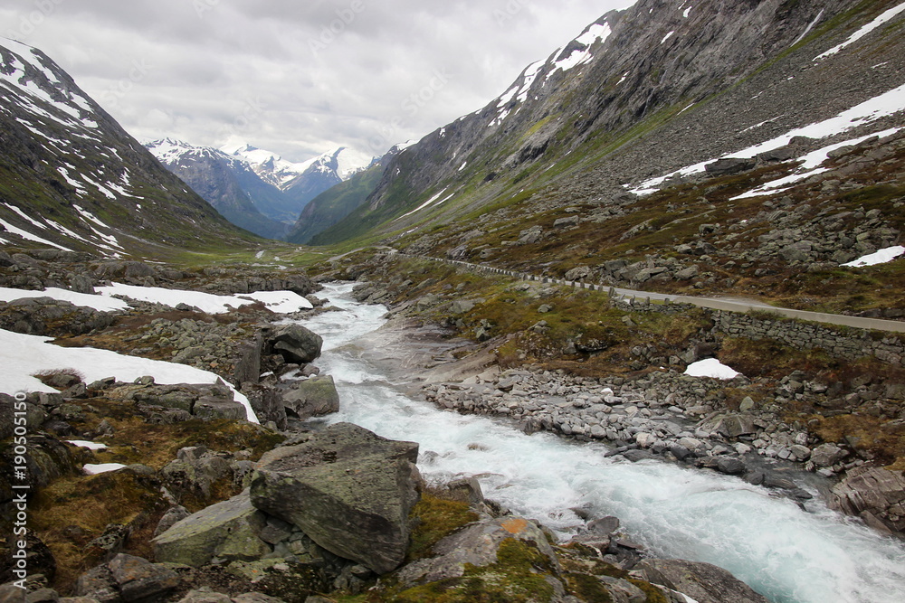 Landschaft und Fjorde in Norwegen