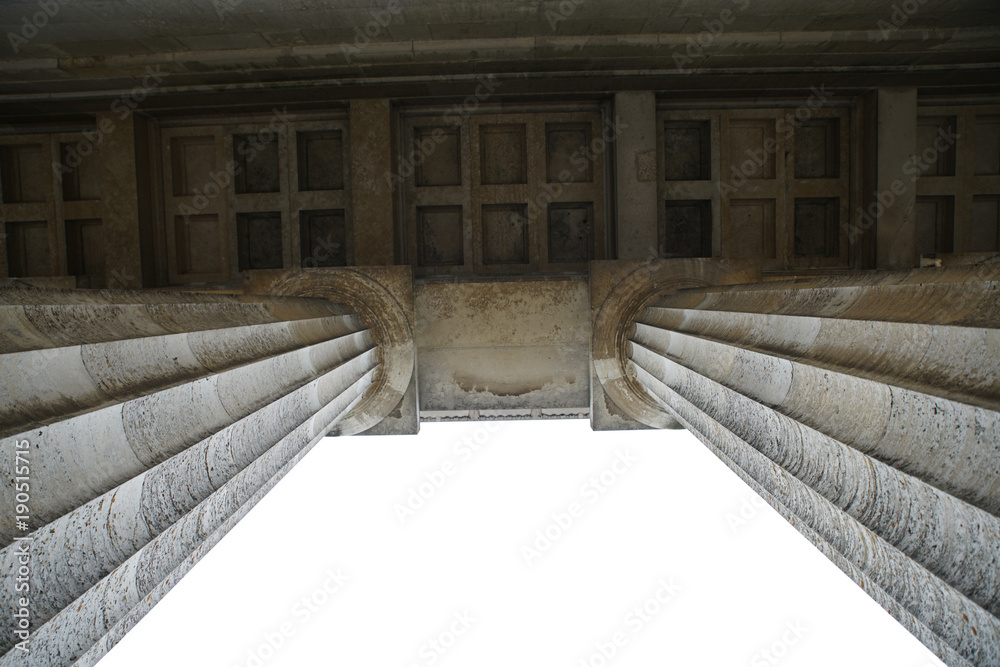 Stone carvings with limestone and marble
Stone carvings with limestone and marble
