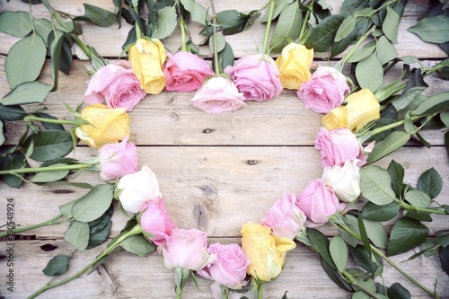 Blumenherz aus Rosen