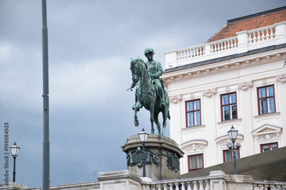 Fototapeta premium Reiter auf Balkon