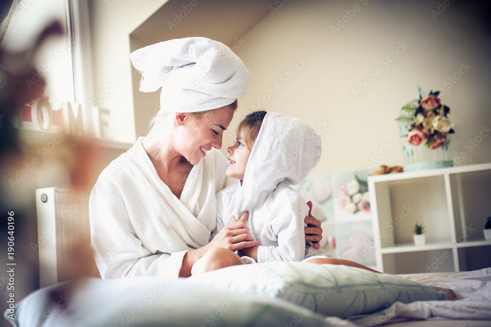 Obraz premium Mother and daughter share love between etch other.