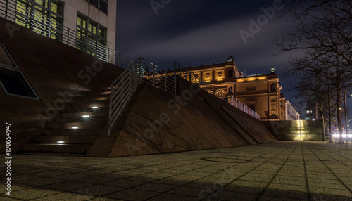 Kunsthalle in Hamburg bei Nacht photo