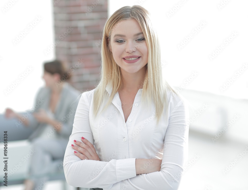 © ASDF - portrait of young business woman