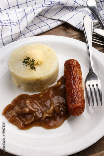 Εκτύπωση καμβά irish banger and mash with thyme on a plate