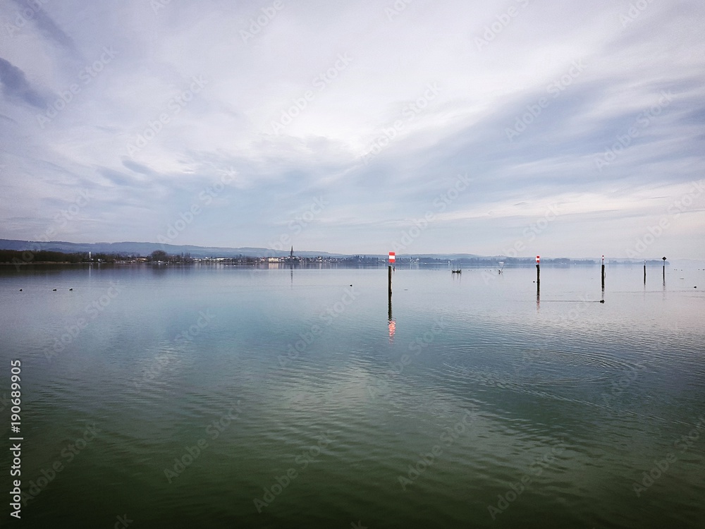 Obraz premium Blick über den Bodensee bei Moos