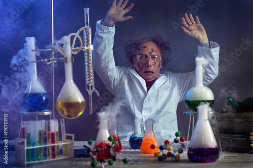 Plakat sad scientist in the lab with a failed experiment