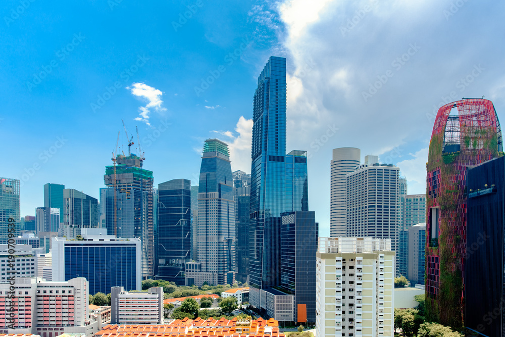 Obraz premium Singapore city skyline landscape at blue sky. Business Downtown and Chinatown districts. Urban skyscrapers cityscape